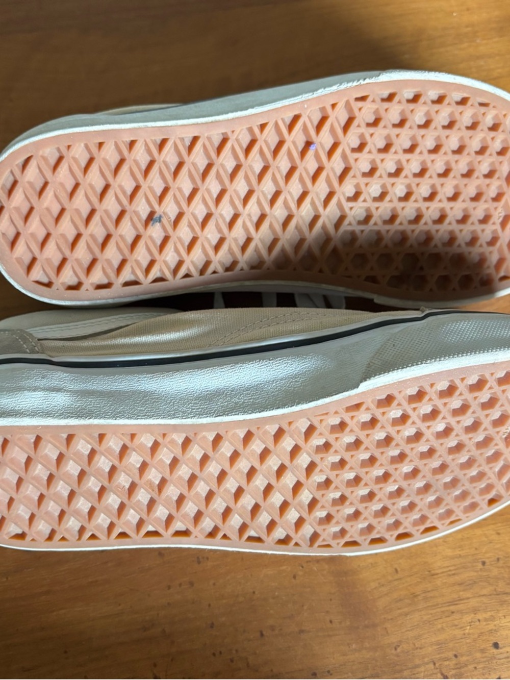 Gray vans - Picture 3 of 6
